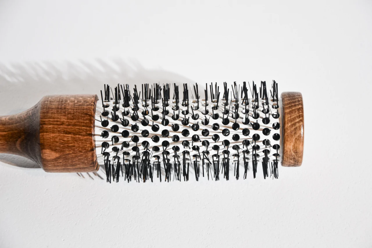 BELOSA apvalus keramikinis plaukų šepetys 40/58, 32/48